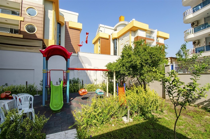 شقة 2 + 1 في منطقة هورما كونيالتي أنطاليا