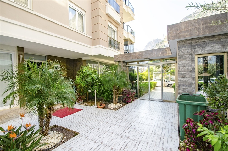 شقة 2 + 1 في منطقة هورما كونيالتي أنطاليا