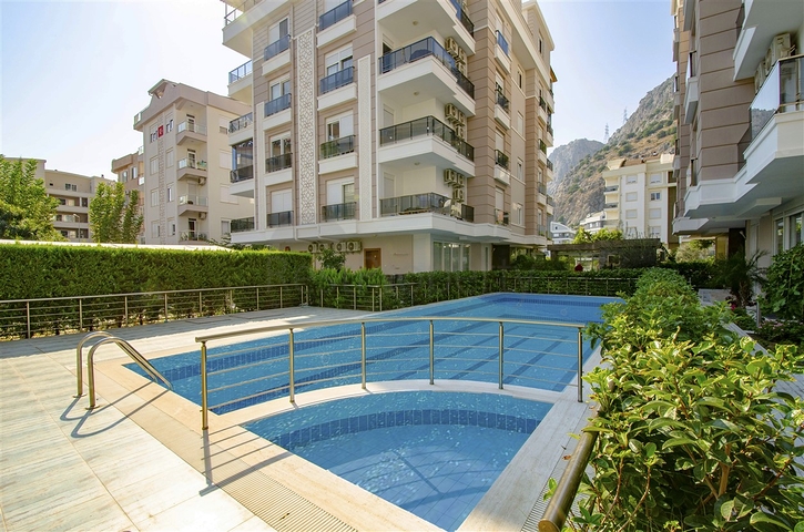 شقة 2 + 1 في منطقة هورما كونيالتي أنطاليا