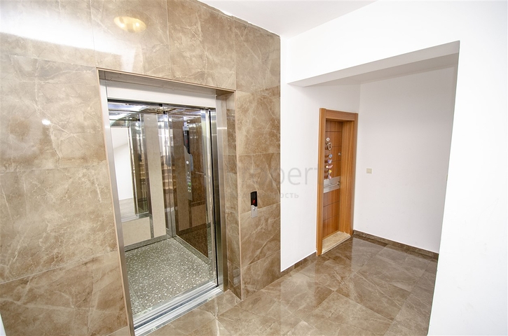 شقة 2 + 1 في منطقة هورما كونيالتي أنطاليا