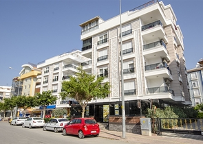 شقة 2 + 1 في منطقة هورما كونيالتي أنطاليا