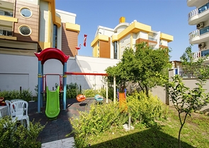 شقة 2 + 1 في منطقة هورما كونيالتي أنطاليا