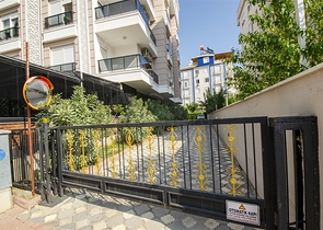 شقة 2 + 1 في منطقة هورما كونيالتي أنطاليا