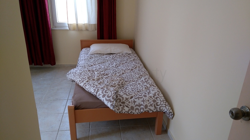 ضمن مجمع سكني اول خط على البحر - 3 غرف وصالة بسعر مميز في مهموتلار / الانيا 