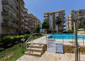 ضمن مجمع سكني اول خط على البحر - 3 غرف وصالة بسعر مميز في مهموتلار / الانيا 