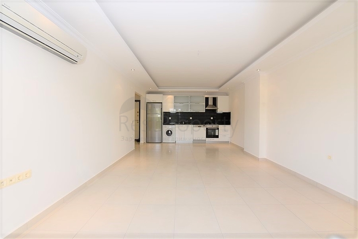 شقة غرفة وصالة ضمن مجمع خمس نوم في افسلار / الانيا 