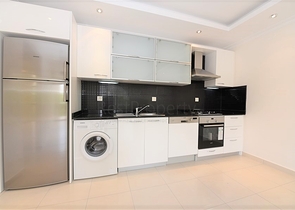 شقة غرفة وصالة ضمن مجمع خمس نوم في افسلار / الانيا 