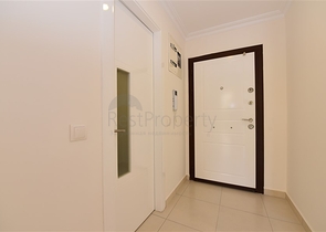 شقة غرفة وصالة ضمن مجمع خمس نوم في افسلار / الانيا 