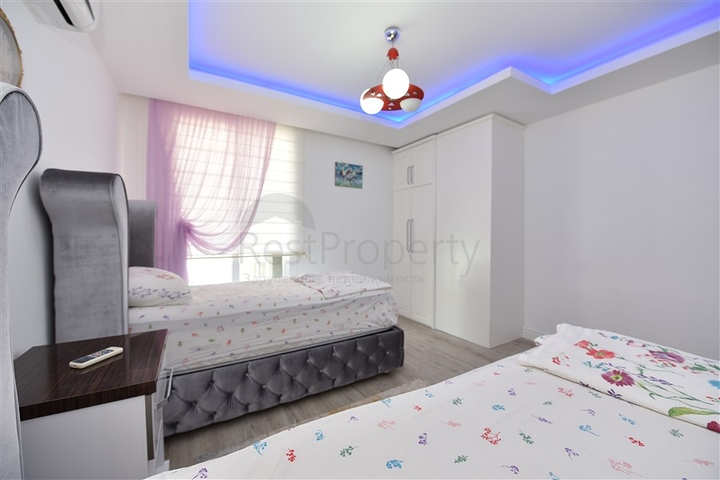 دوبلكس فاخرة - ثلاث غرف وصالة مفروشة - في مهوتلار / الانيا 