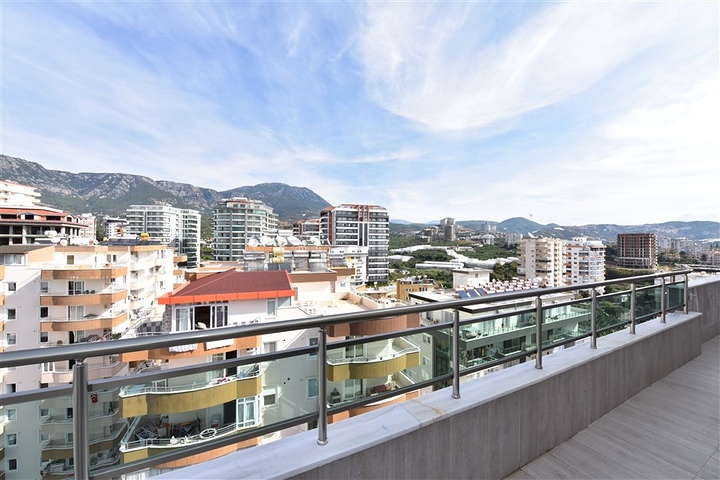 دوبلكس فاخرة - ثلاث غرف وصالة مفروشة - في مهوتلار / الانيا 