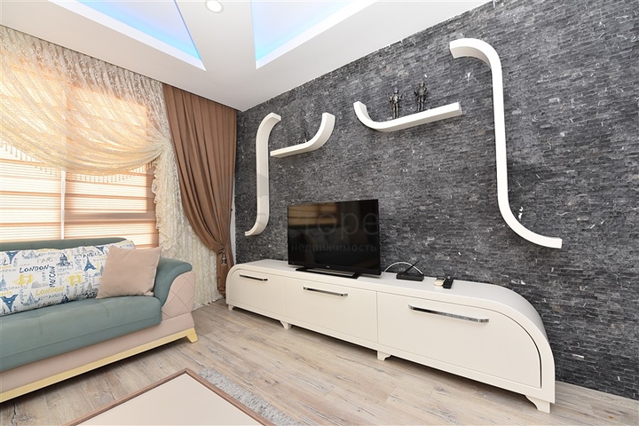 دوبلكس فاخرة - ثلاث غرف وصالة مفروشة - في مهوتلار / الانيا 