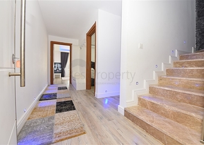 دوبلكس فاخرة - ثلاث غرف وصالة مفروشة - في مهوتلار / الانيا 