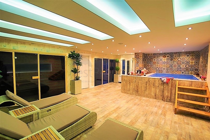 شقق بتصاميم متنوعة ضمن مجمع سكني حديث في مهموتلار / الانيا 