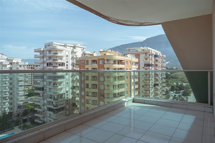 شقق بتصاميم متنوعة ضمن مجمع سكني حديث في مهموتلار / الانيا 