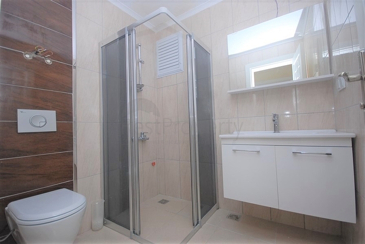 شقة مفروشة غرفة نوم وصالة في منطقة حيوية - مهموتلار / الانيا 