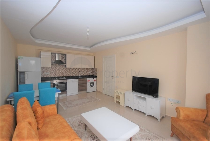 شقة مفروشة غرفة نوم وصالة في منطقة حيوية - مهموتلار / الانيا 