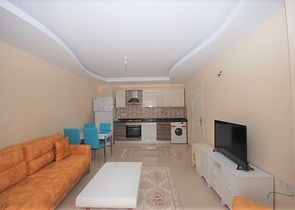 شقة مفروشة غرفة نوم وصالة في منطقة حيوية - مهموتلار / الانيا 