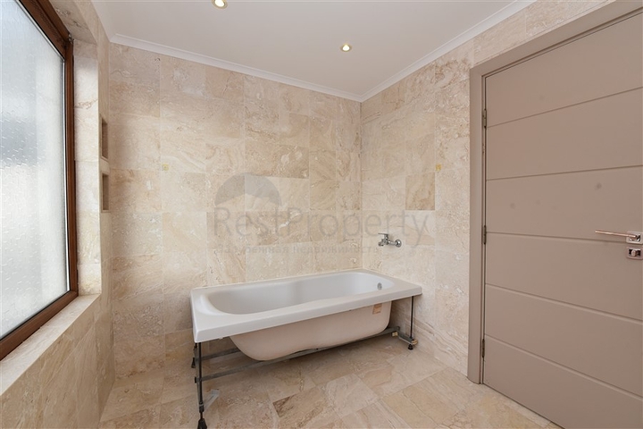 اطلالة بحر مباشرة - عرض مميز - دوبلكس غرفتين وصالة ضمن مجمع سكني في مهموتلار / الانيا 