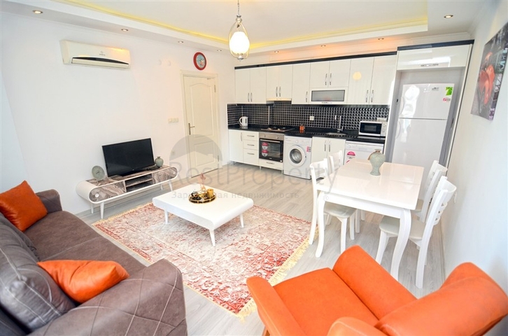 شقة غرفة وصالة مفروشة ضمن مجمع سكني حديث في مهموتلار / الانيا 