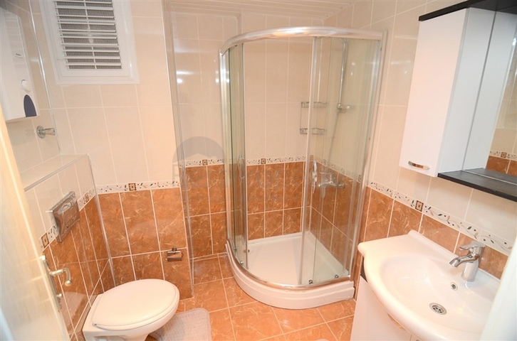 شقة غرفة وصالة مفروشة ضمن مجمع سكني حديث في مهموتلار / الانيا 