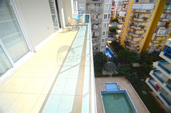 شقة غرفة وصالة مفروشة ضمن مجمع سكني حديث في مهموتلار / الانيا 