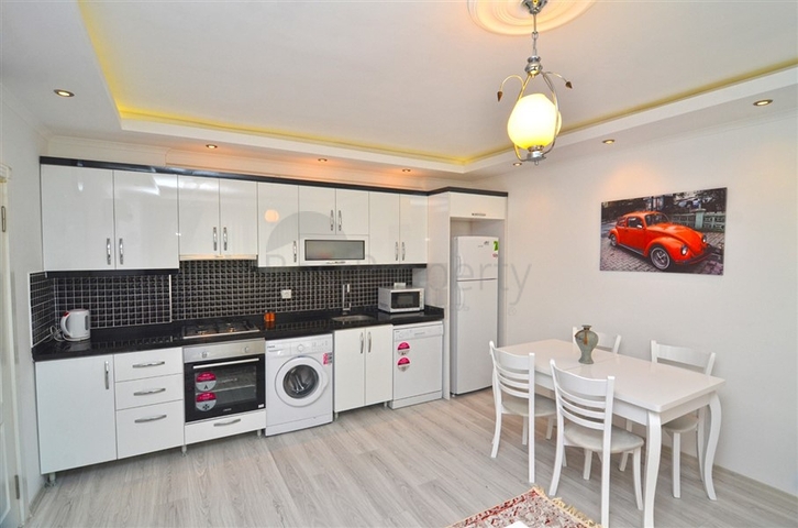 شقة غرفة وصالة مفروشة ضمن مجمع سكني حديث في مهموتلار / الانيا 