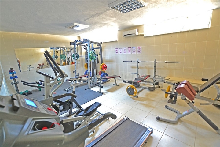 شقة غرفة وصالة مفروشة ضمن مجمع سكني حديث في مهموتلار / الانيا 