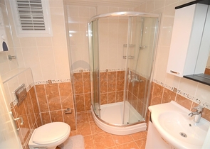 شقة غرفة وصالة مفروشة ضمن مجمع سكني حديث في مهموتلار / الانيا 