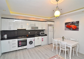 شقة غرفة وصالة مفروشة ضمن مجمع سكني حديث في مهموتلار / الانيا 