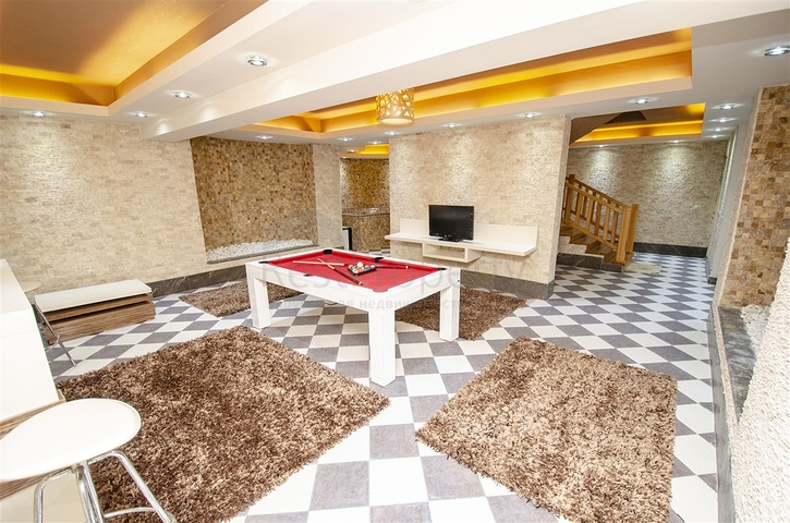 فيلا منفصلة 3 + 1 مع الأثاث في كيمير