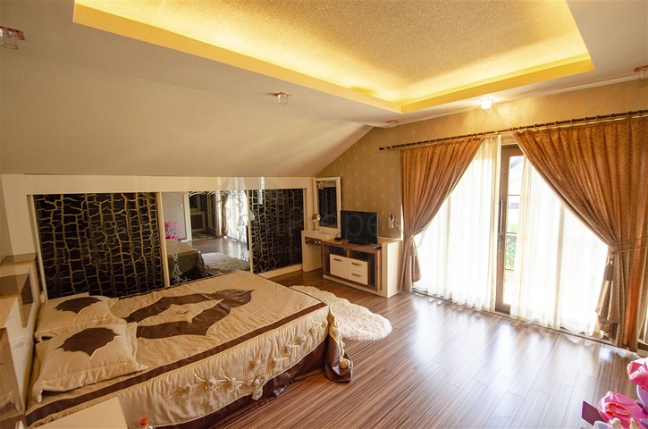 فيلا منفصلة 3 + 1 مع الأثاث في كيمير