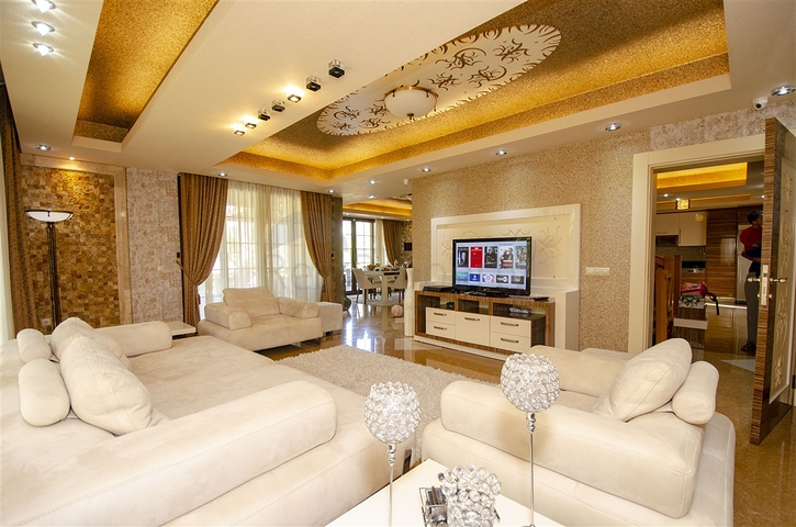 فيلا منفصلة 3 + 1 مع الأثاث في كيمير