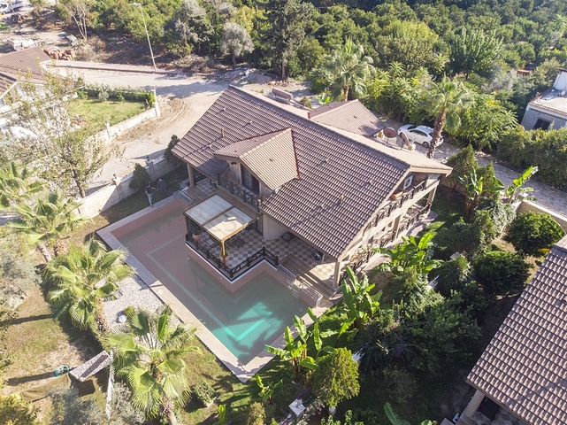 فيلا منفصلة 3 + 1 مع الأثاث في كيمير