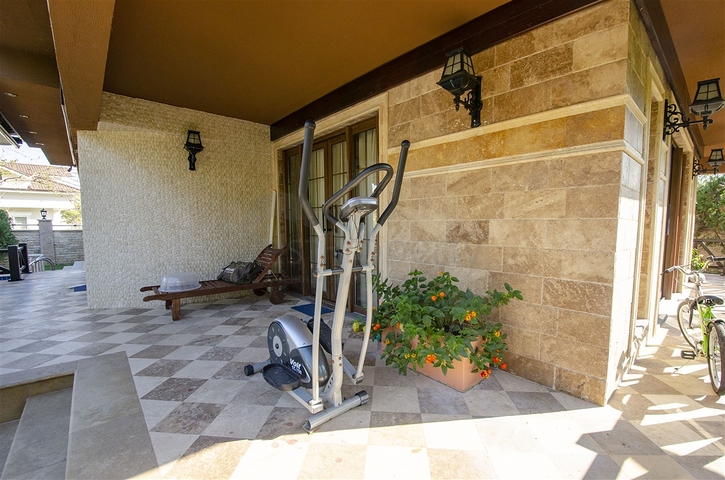 فيلا منفصلة 3 + 1 مع الأثاث في كيمير