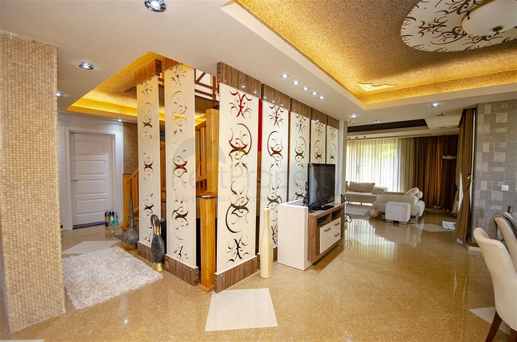 فيلا منفصلة 3 + 1 مع الأثاث في كيمير