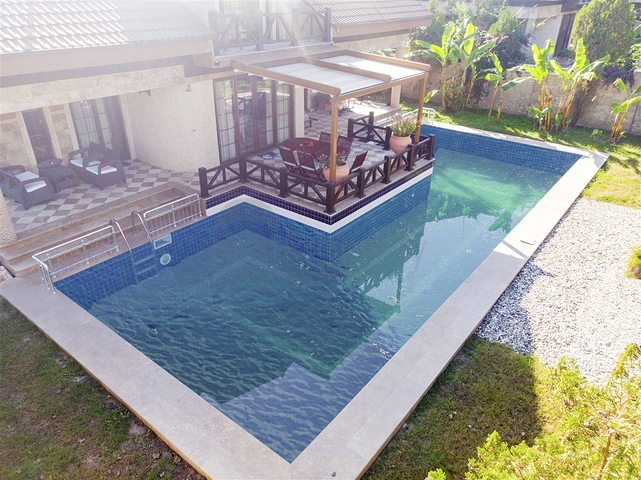 فيلا منفصلة 3 + 1 مع الأثاث في كيمير