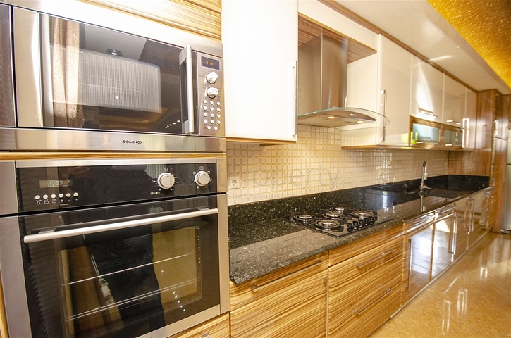 فيلا منفصلة 3 + 1 مع الأثاث في كيمير