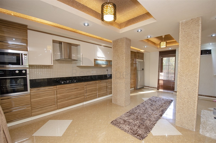 فيلا منفصلة 3 + 1 مع الأثاث في كيمير