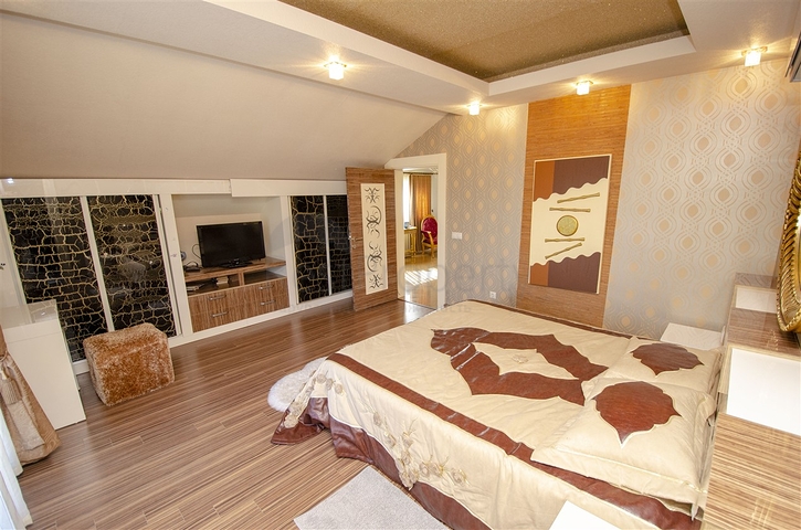 فيلا منفصلة 3 + 1 مع الأثاث في كيمير