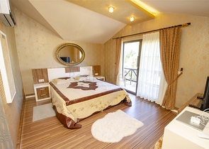 فيلا منفصلة 3 + 1 مع الأثاث في كيمير