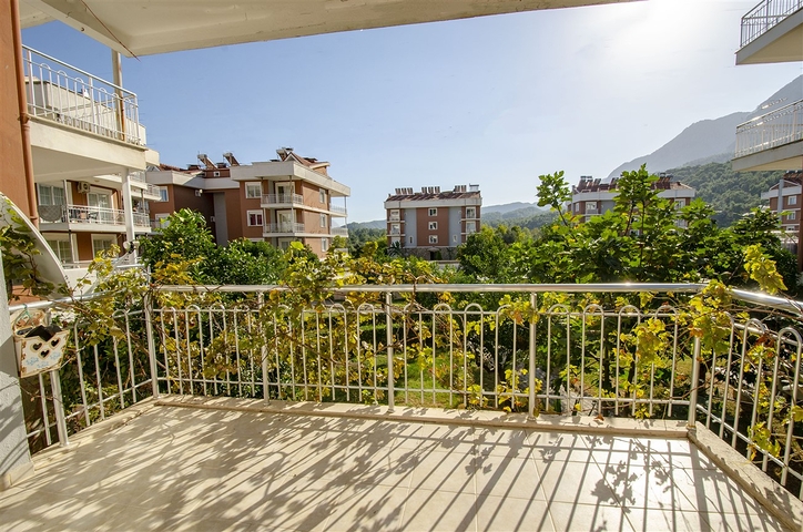 شقة فسيحة في Aslanbucak Kemer