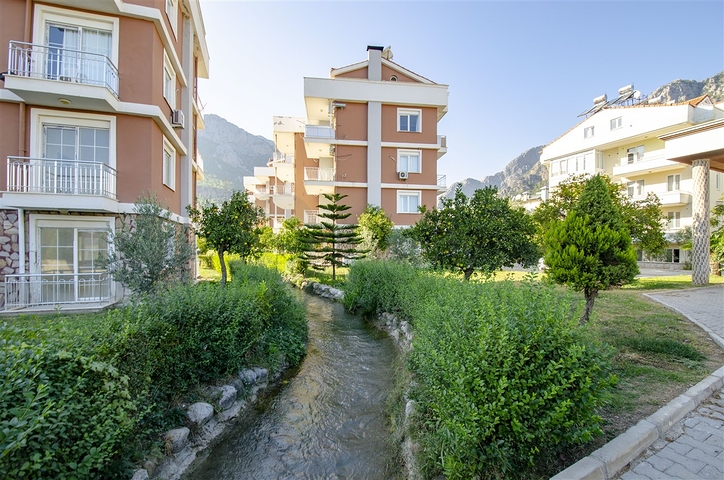 شقة فسيحة في Aslanbucak Kemer