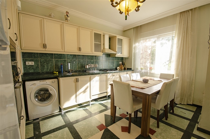 شقة فسيحة في Aslanbucak Kemer