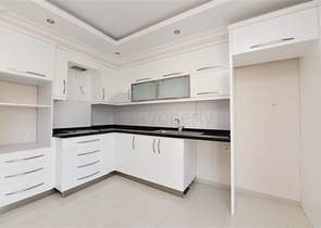 قريبة من البحر - شقة غرفتين وصالة في منطقة اوبا / الانيا 