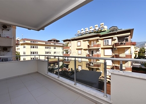 قريبة من البحر - شقة غرفتين وصالة في منطقة اوبا / الانيا 