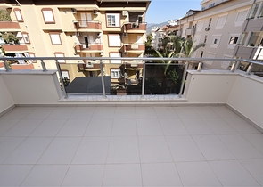 قريبة من البحر - شقة غرفتين وصالة في منطقة اوبا / الانيا 