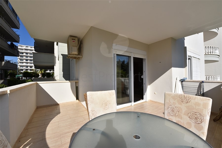 شقة غرفتين وصالة ضمن مجمع سكني في منطقة اوبا - الانيا 