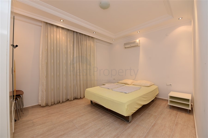 شقة غرفتين وصالة ضمن مجمع سكني في منطقة اوبا - الانيا 