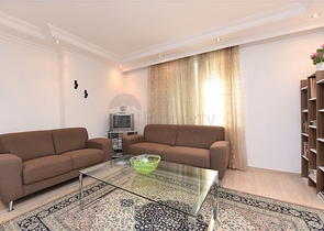 شقة غرفتين وصالة ضمن مجمع سكني في منطقة اوبا - الانيا 