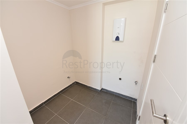 شقة تصميم غرفتين وصالة ضمن مجمع بخدمات 5 نجوم في توسمور / الانيا 